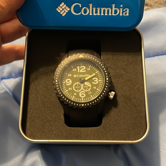 NIB Columbia Unisex CA008050 Urbaneer Black Analog Sports Watch - Picture 6 of 8